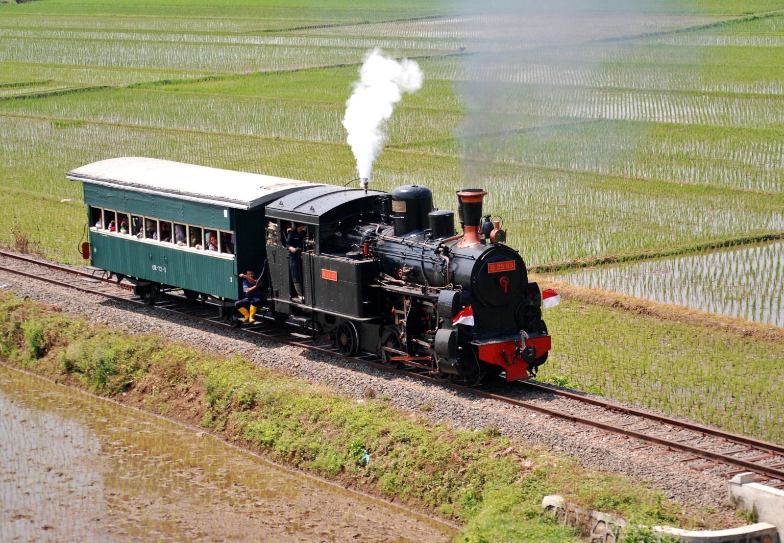 Kereta Uap B-25-03 (Tirto.id)