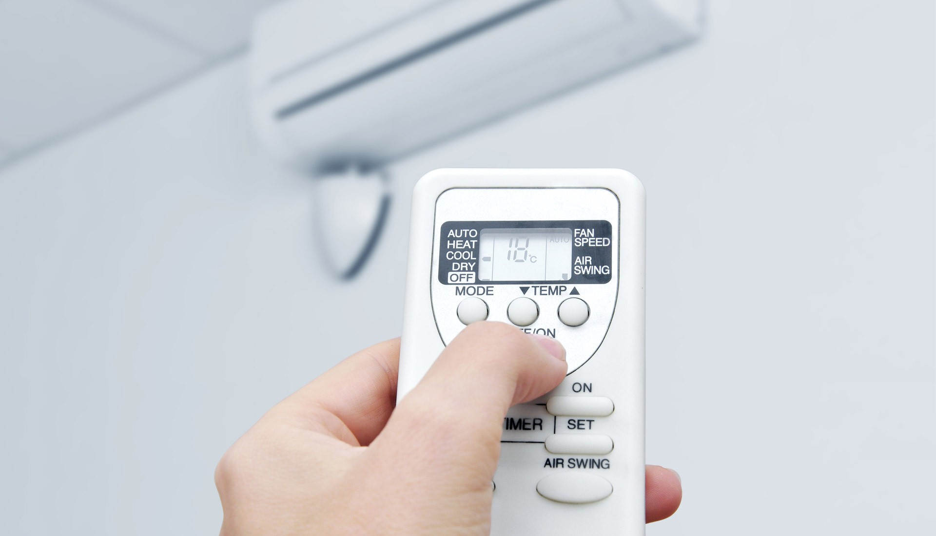 Cek pengaturan remote AC 