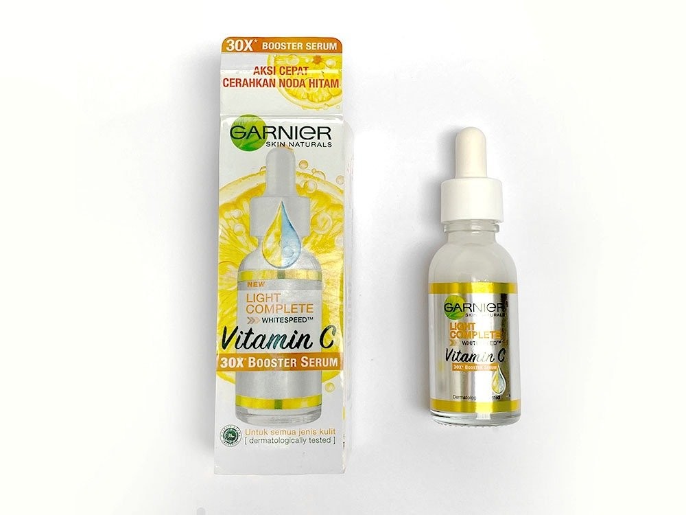 Garnier Light Complete Vitamin C 30X Booster Serum
