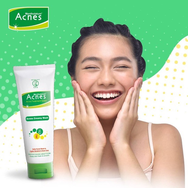 Produk Acnes Creamy Wash