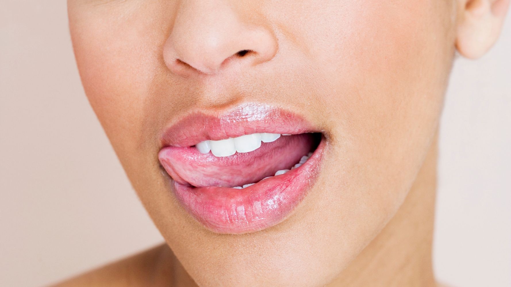 Bibir lembab saat bangun di pagi hari