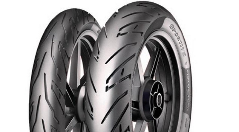 Ilustrasi Ban Motor Matic 