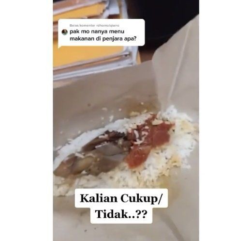 Menu makanan di penjara berisi nasi, sayur, dan secuil ikan