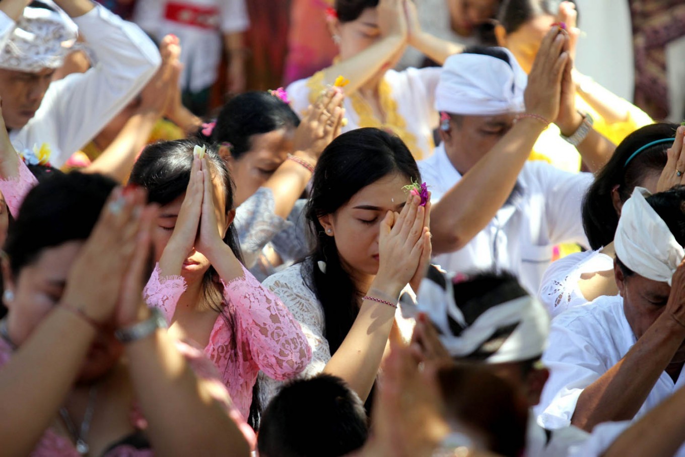 Masyarakat penganut agama Hindu