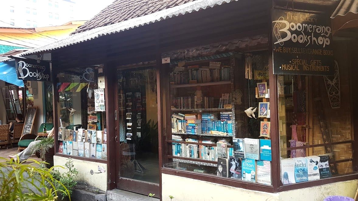 The lucky Boomerang Bookshop