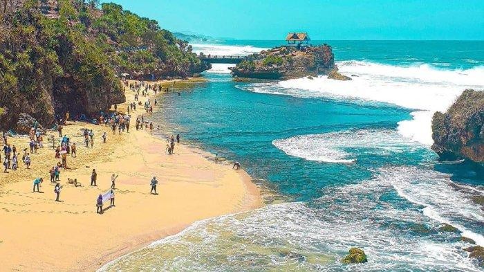 Ilustrasi Pantai Ngrawe Gunung Kidul Jogja