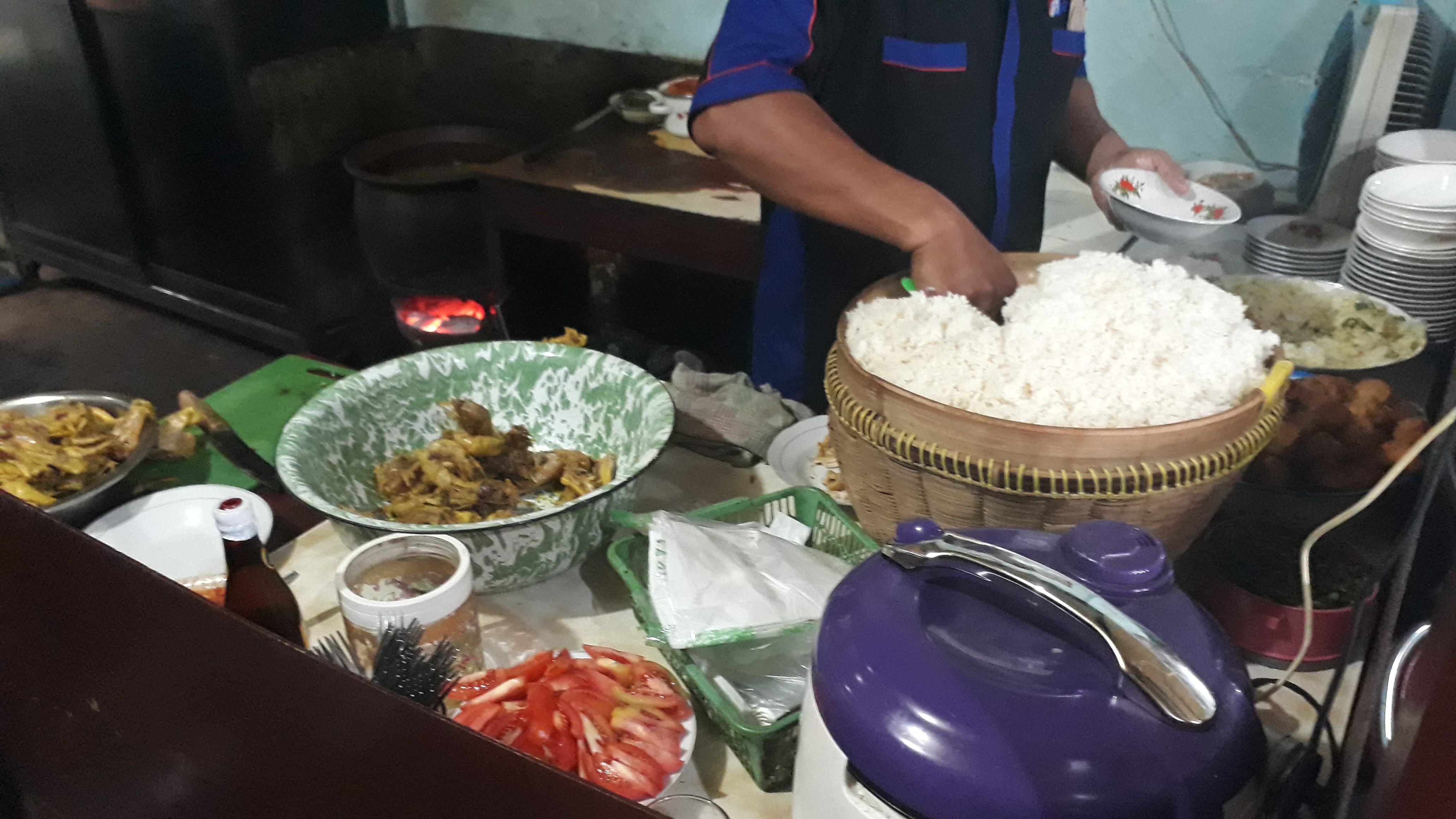 Tempat peracikan soto