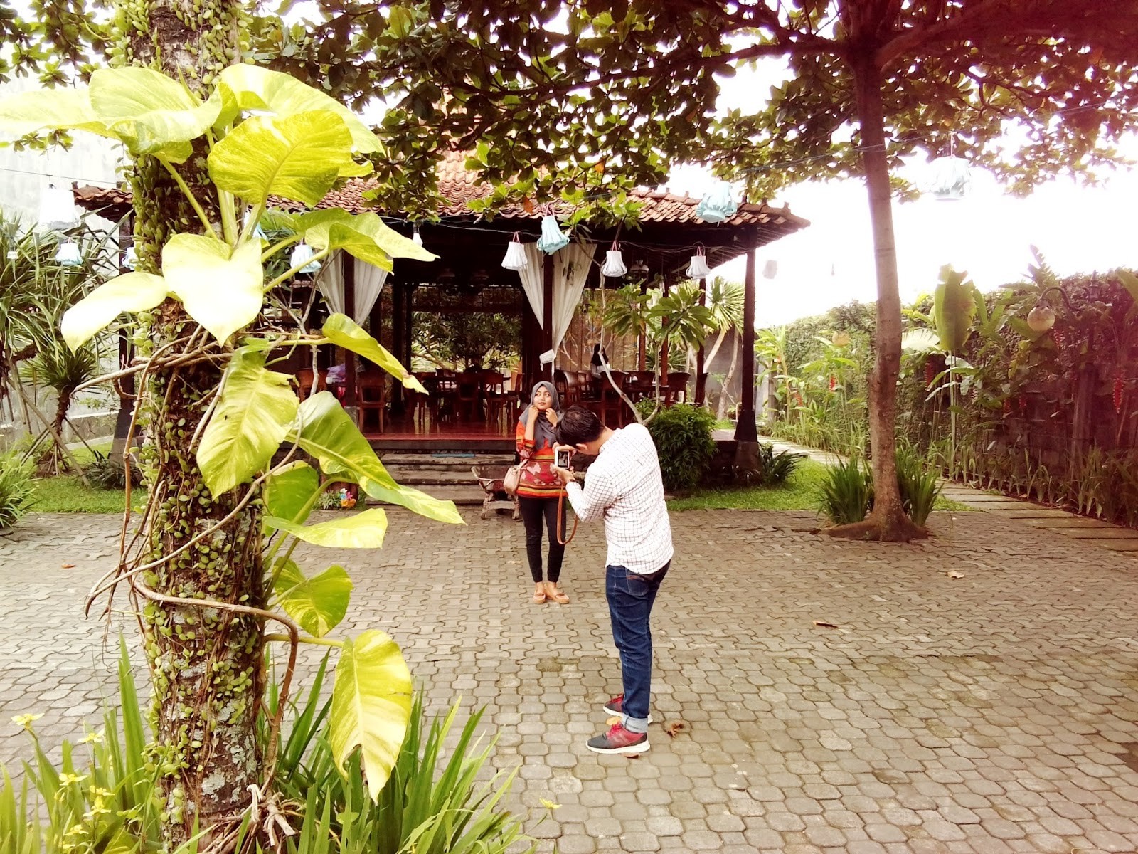 Suasana Resto Bale Ayu